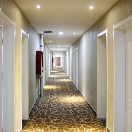 Luoyang Love Me Fashion Hotel Kültér fotó